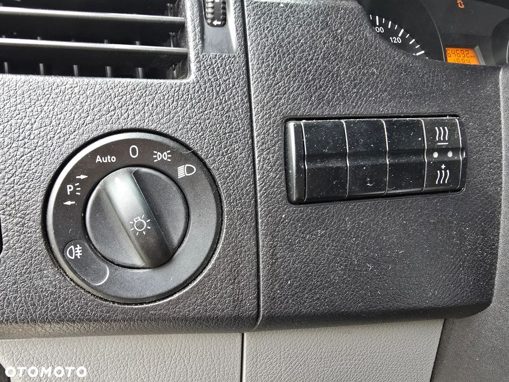 Mercedes-Benz Sprinter - 15