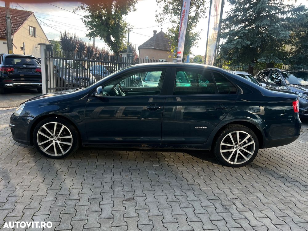 Volkswagen Jetta 1.9 TDI DPF United - 10