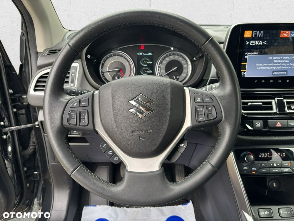 Suzuki S-Cross 2023
