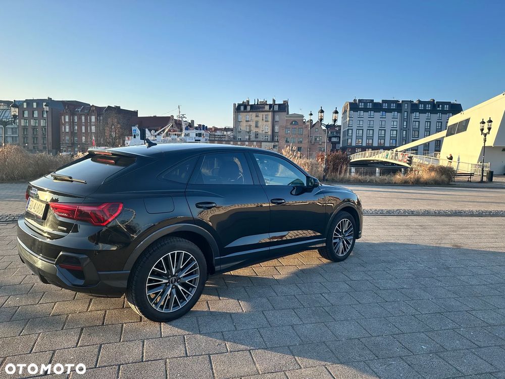 Audi Q3 40 TFSI Quattro S-Line S tronic - 2