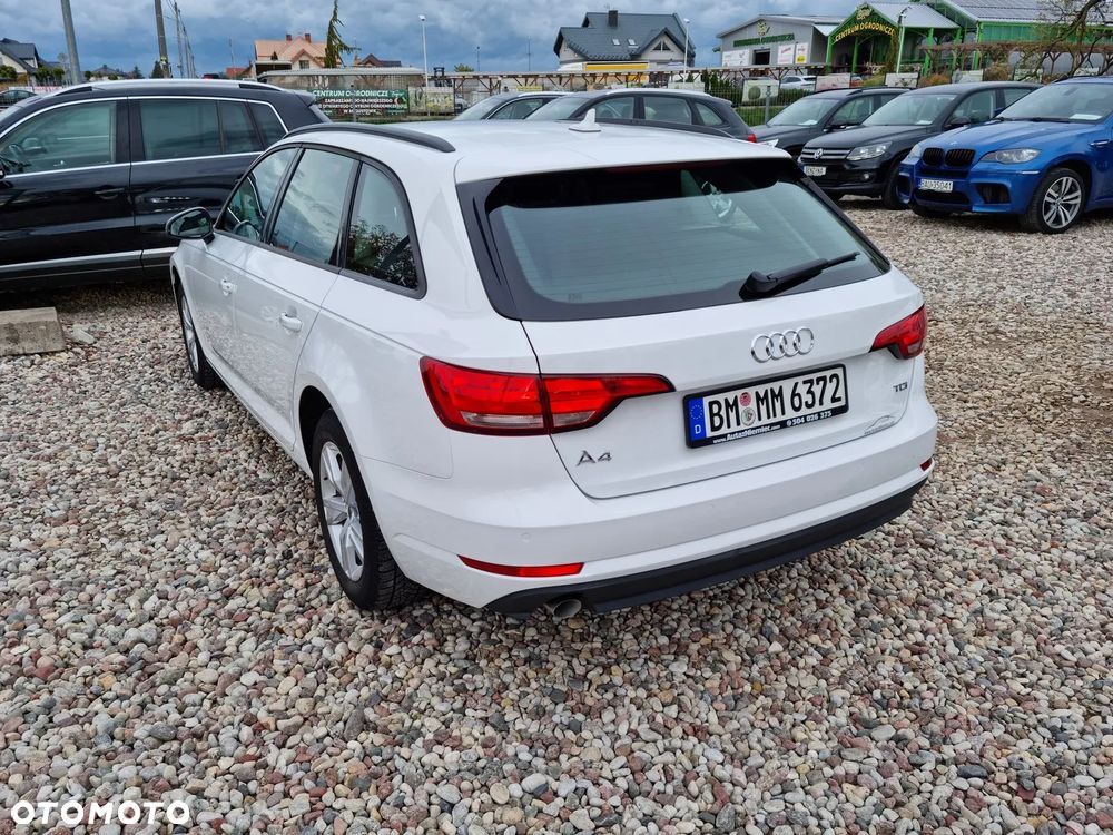 Audi A4 Avant 2.0 TDI S tronic - 10