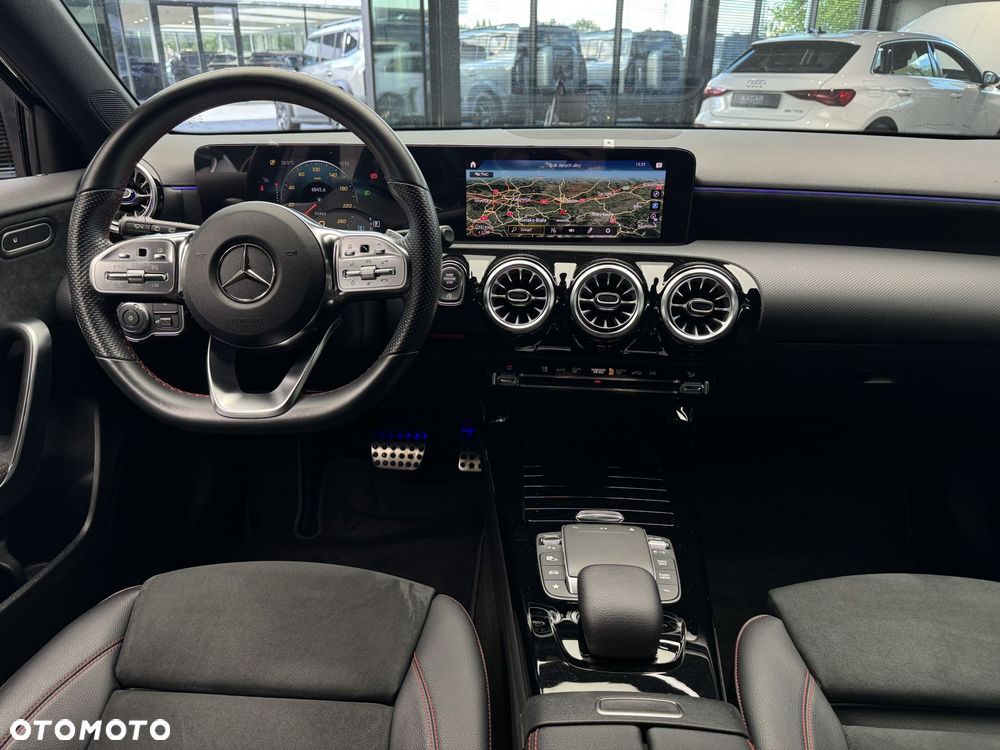 Mercedes-Benz Klasa A 200 AMG Line 7G-DCT - 16