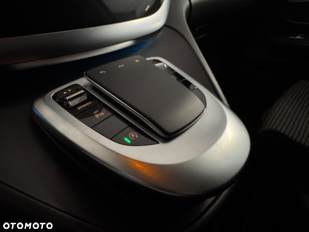 Mercedes-Benz Klasa V 220 d 4-Matic Avantgarde 9G-Tronic - 19