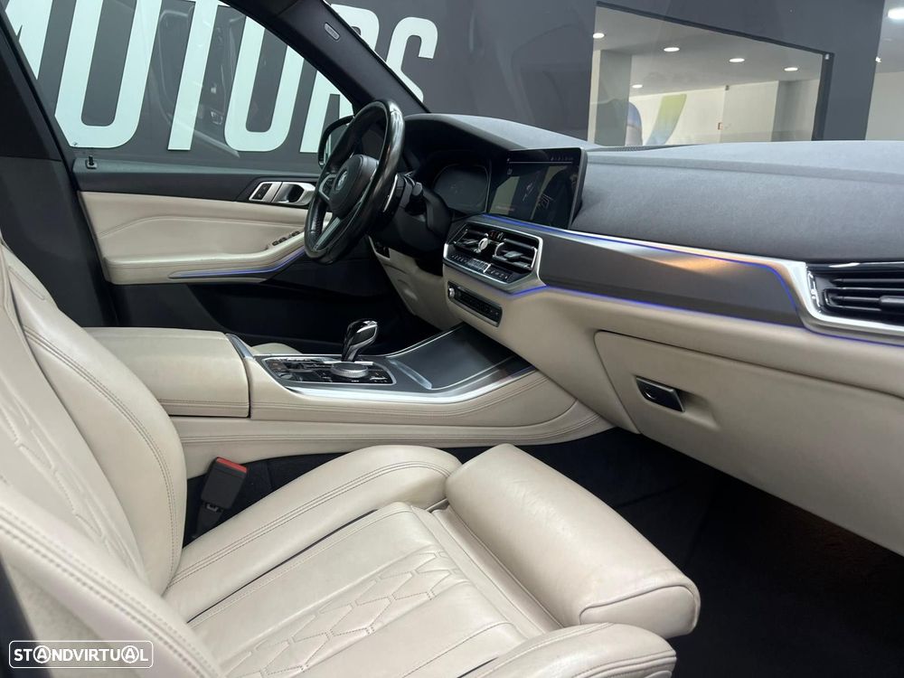 BMW X5 30 d xDrive Pack M 50 anos - 32