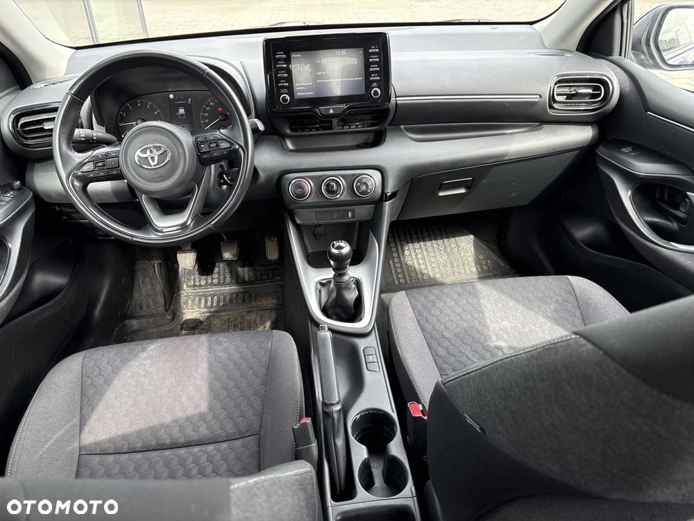 Toyota Yaris 1.5 Comfort - 19