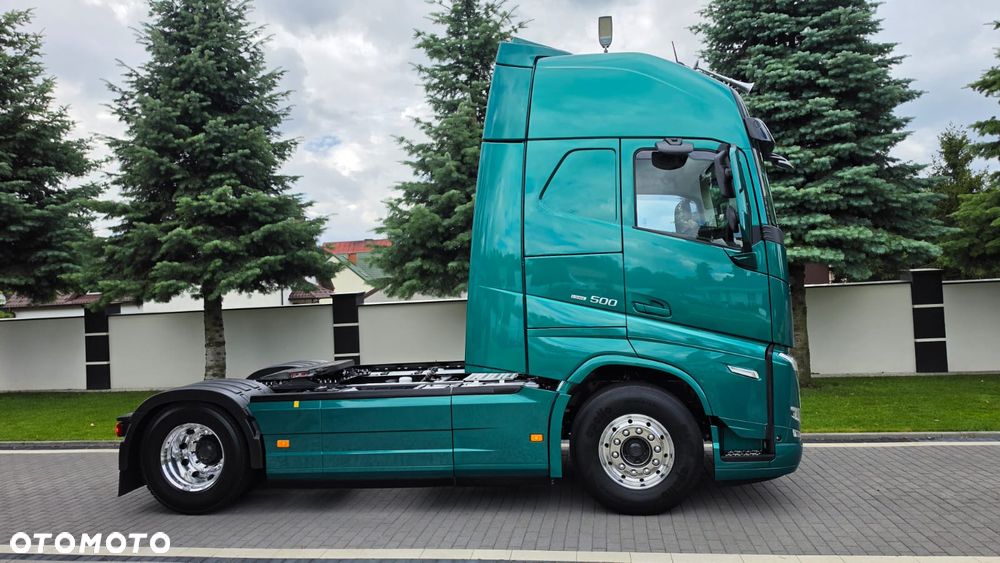 Volvo ///FH500///2023///GLOBETROTTER/// XXL///HYDRAULIKA///FULL LED///VIRTUAL COCPIT///ALUFELGI///KLIMATYZACJA POSTOJOWA///NAWIGACJA///TV///WAGA/// KAMERA///STAN BARDZO DOBRY - 4