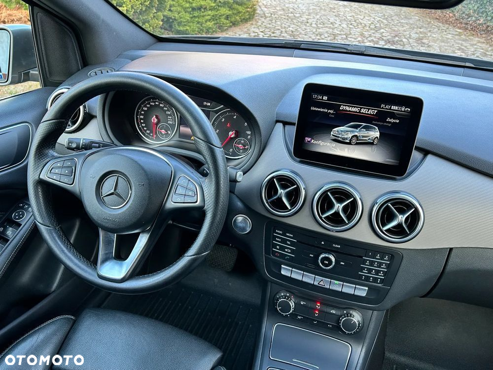 Mercedes-Benz Klasa B 200 (CDI) d 4Matic 7G-DCT Style - 18