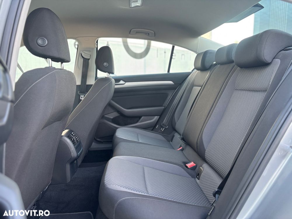 Volkswagen Passat 2.0 TDI SCR DSG Business - 7