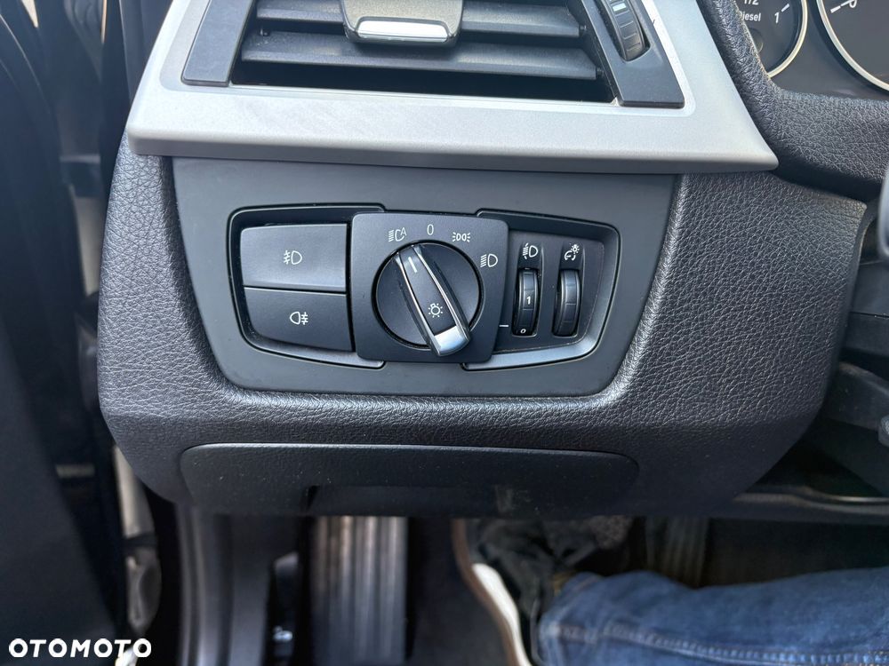 BMW Seria 3 316d - 11