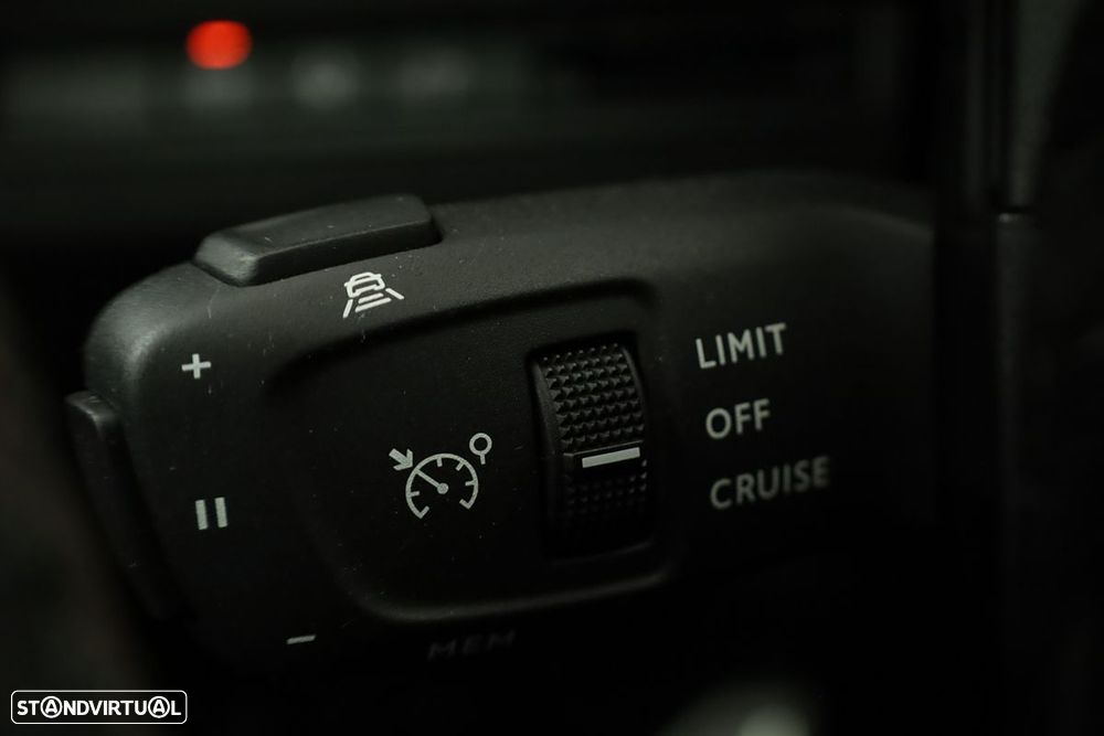 Peugeot 3008 1.6 PureTech GT EAT8 - 19