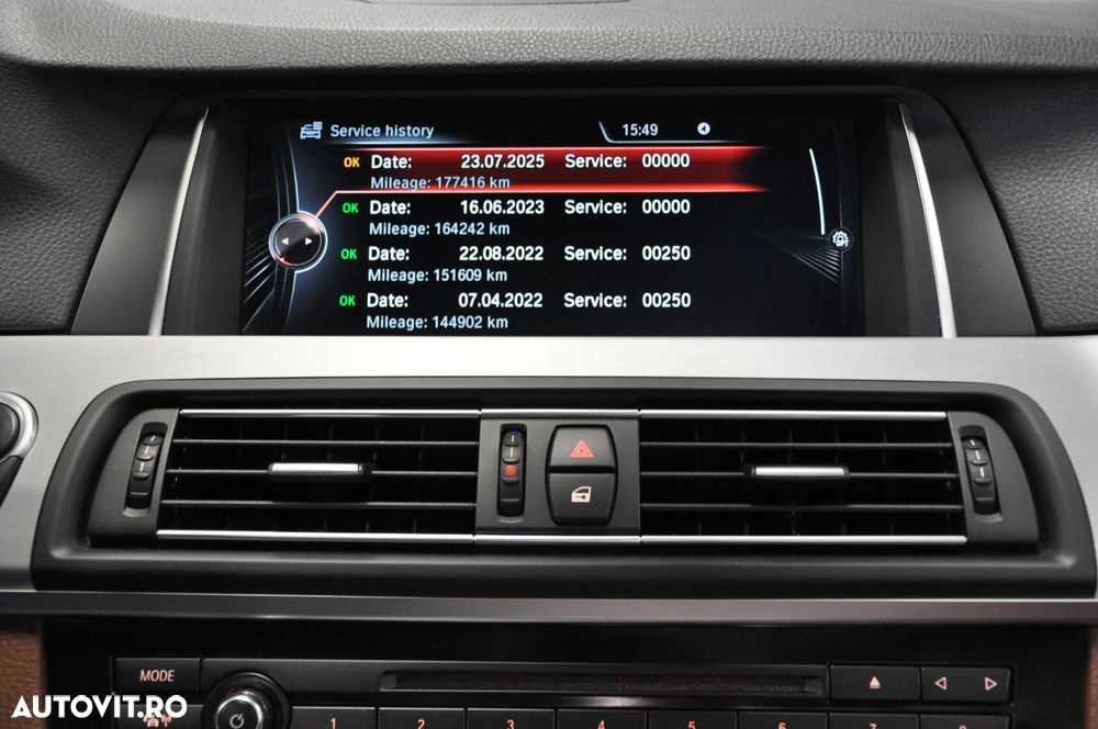 BMW Seria 5 530d Aut. - 28