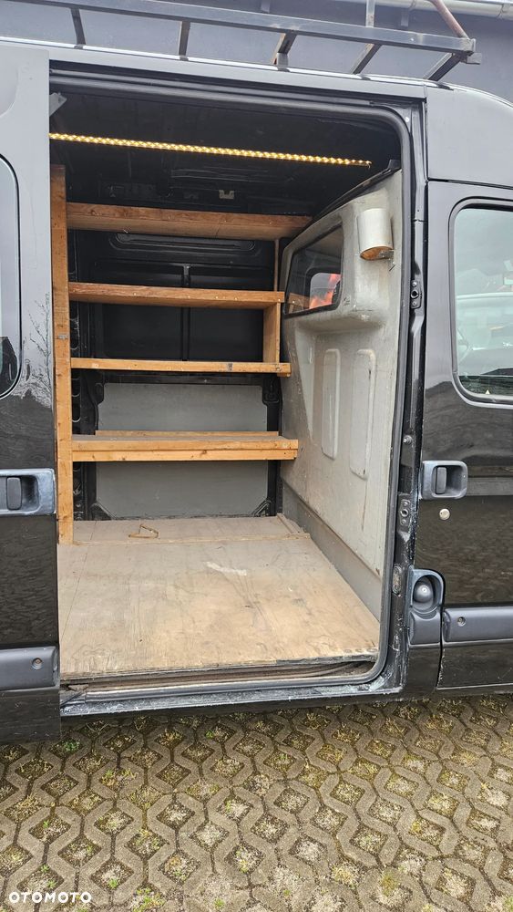 Nissan INTERSTAR - 7