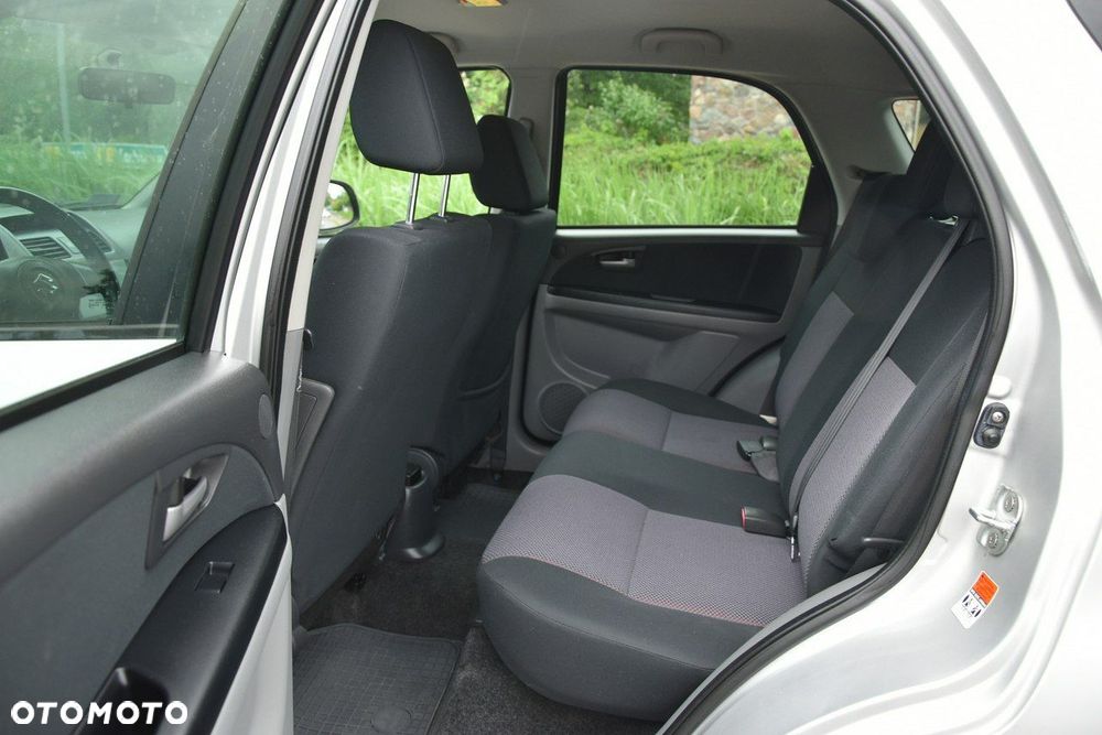 Suzuki SX4 - 22