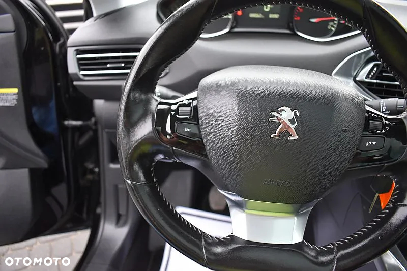 Peugeot 308 SW 2.0 Blue HDi Allure S&S - 18