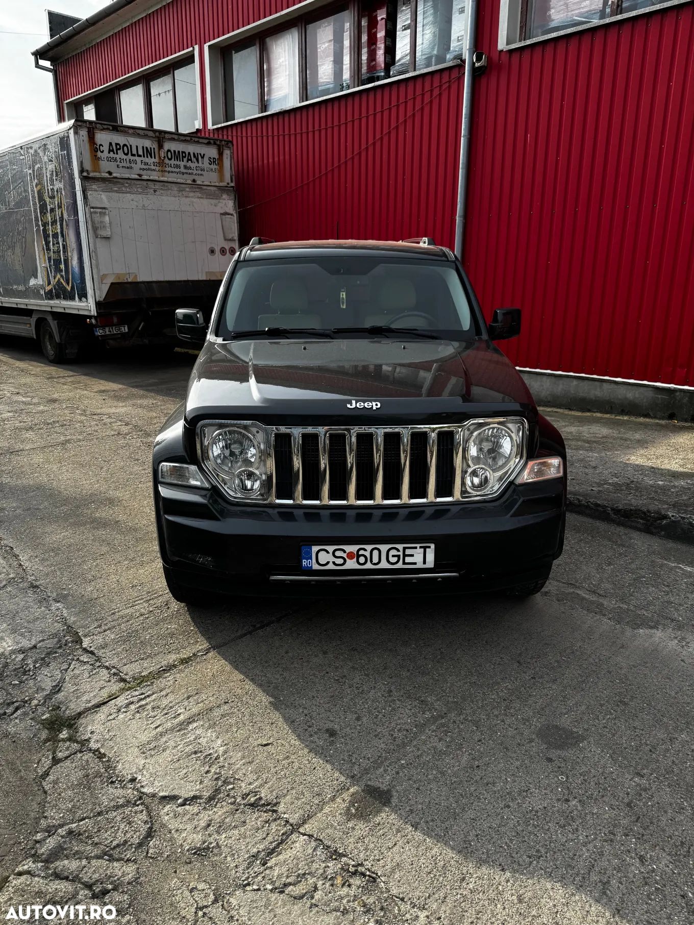 Jeep Cherokee - 1