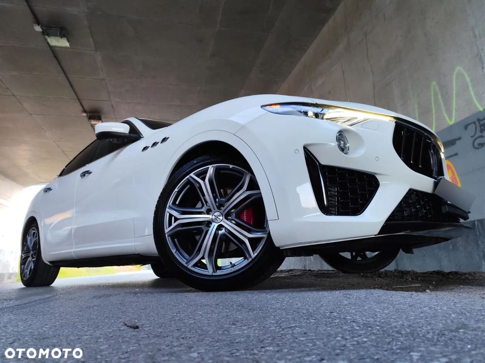 Maserati Levante S Q4 - 26