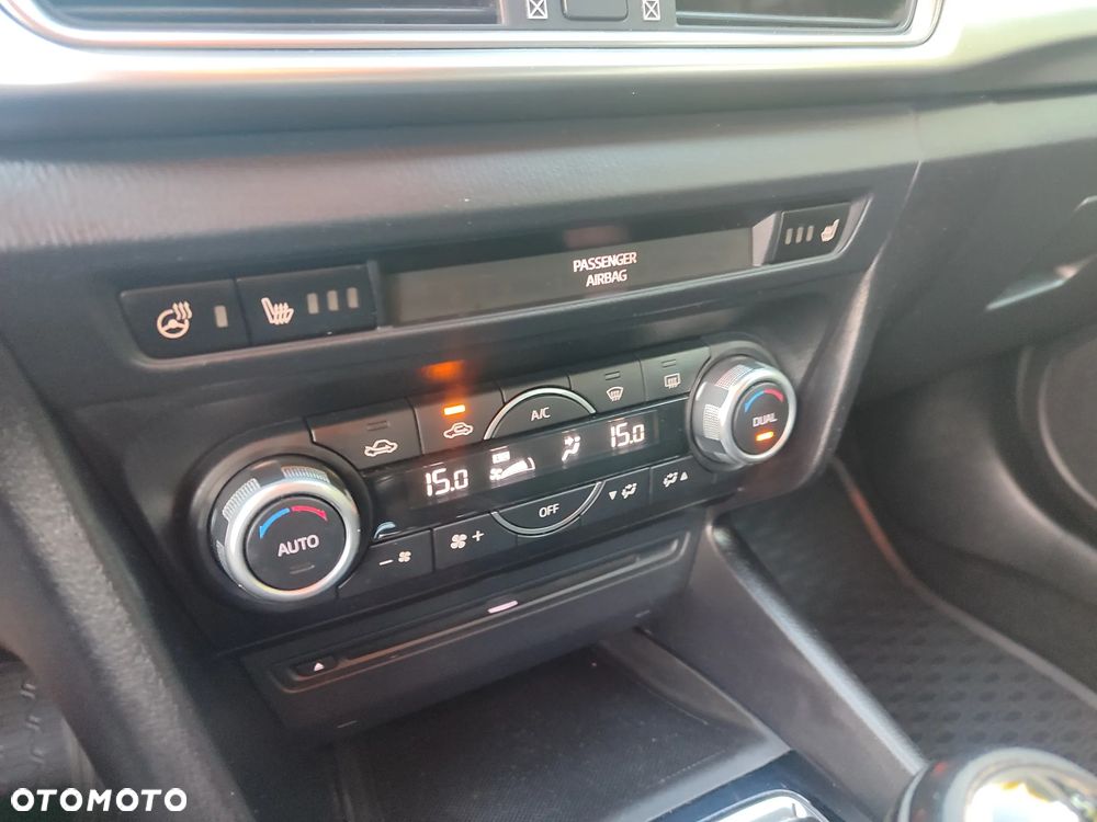 Mazda 3 SKYACTIV-G 120 Exclusive-Line - 25