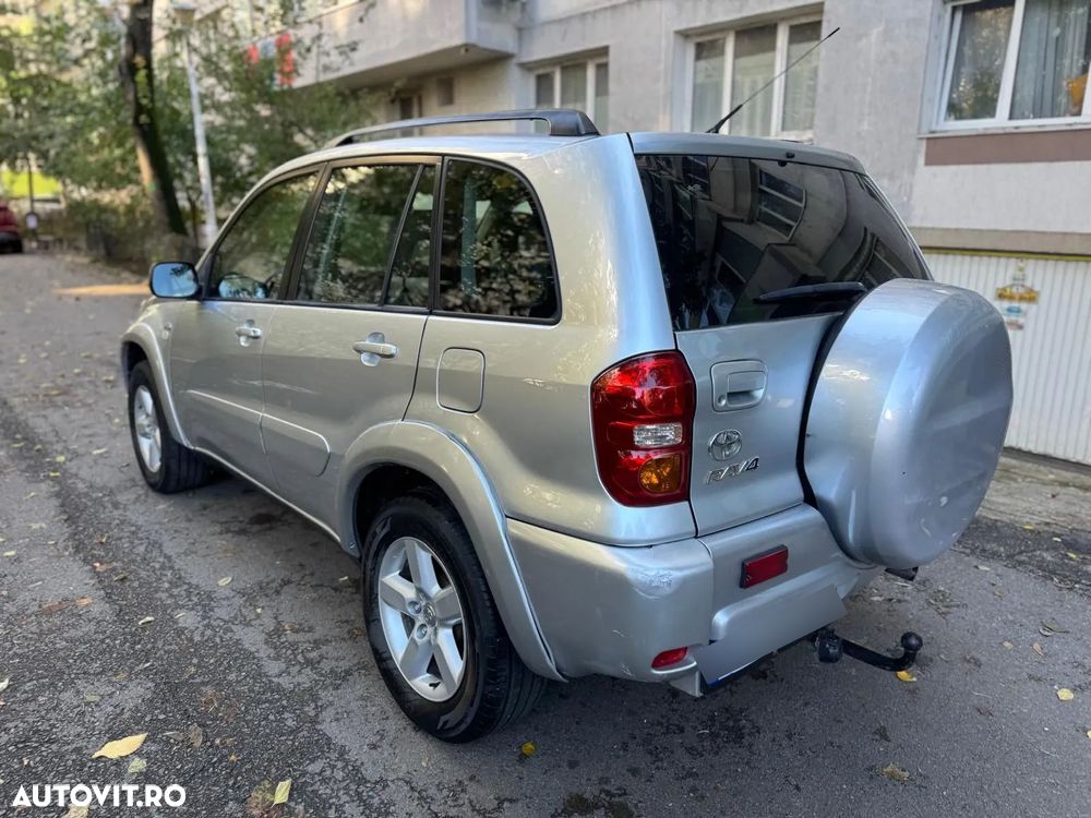 Toyota RAV4 2.0 D-4D Limited - 2