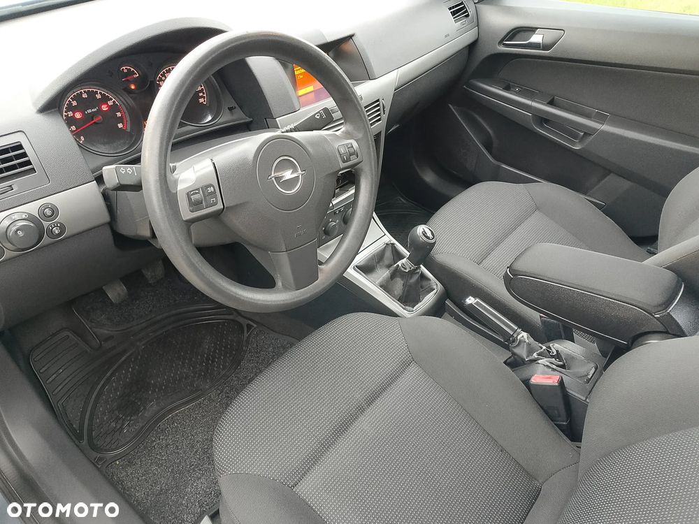 Opel Astra - 10