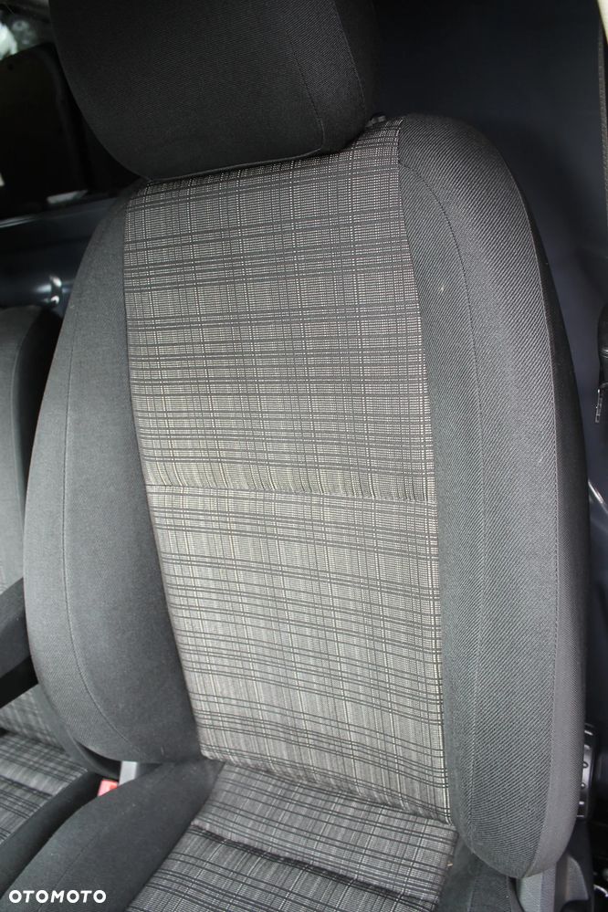 Mercedes-Benz Vito Mixto L2 447.703 - 33