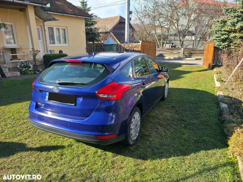 Ford Focus 1.5 TDCi ECOnetic 88g Start-Stopp-System Business - 3