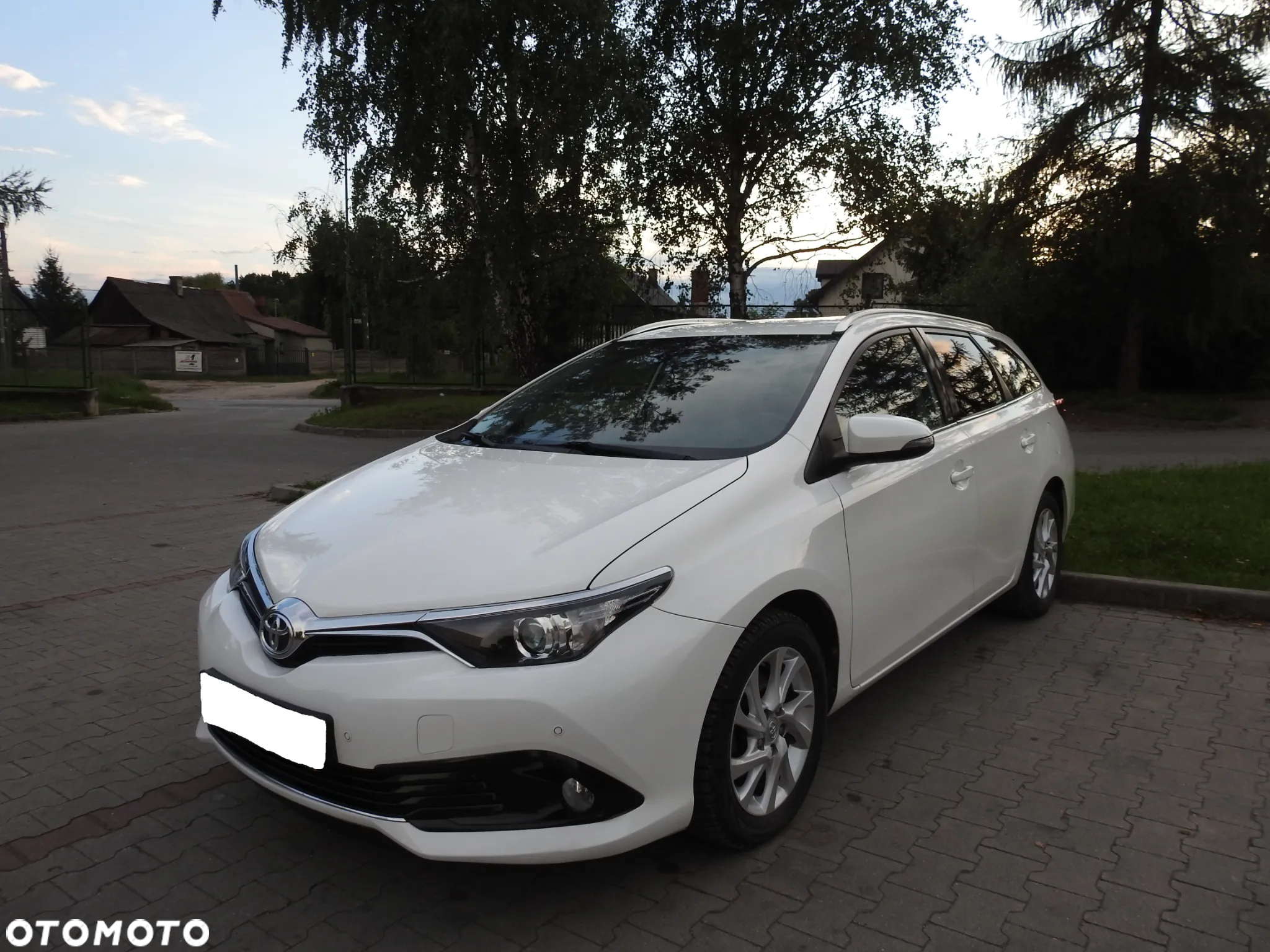 Toyota Auris 1.2 T Premium - 8
