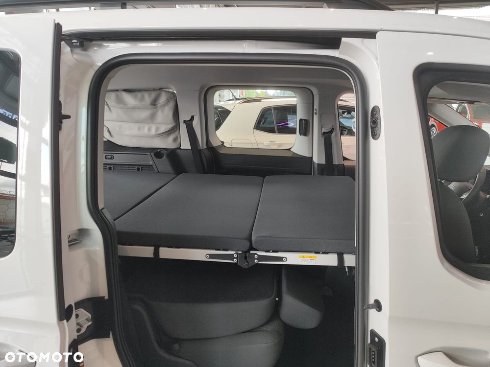 Volkswagen Caddy 1.5 TSI Life DSG - 16