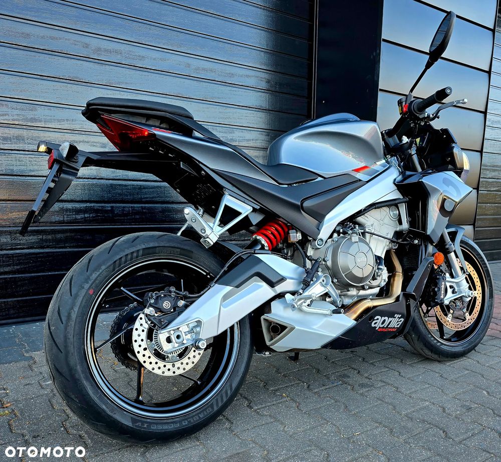 Aprilia Tuono - 11