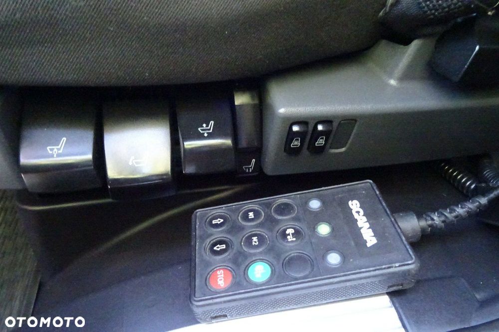 Scania P250 Euro 6 sypialna, firanka 18pal, winda, sprowadzony - 31