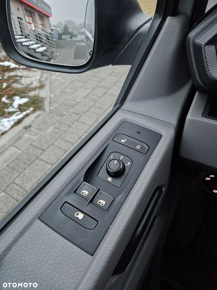 Volkswagen Transporter LONG 2.0TDI - 14