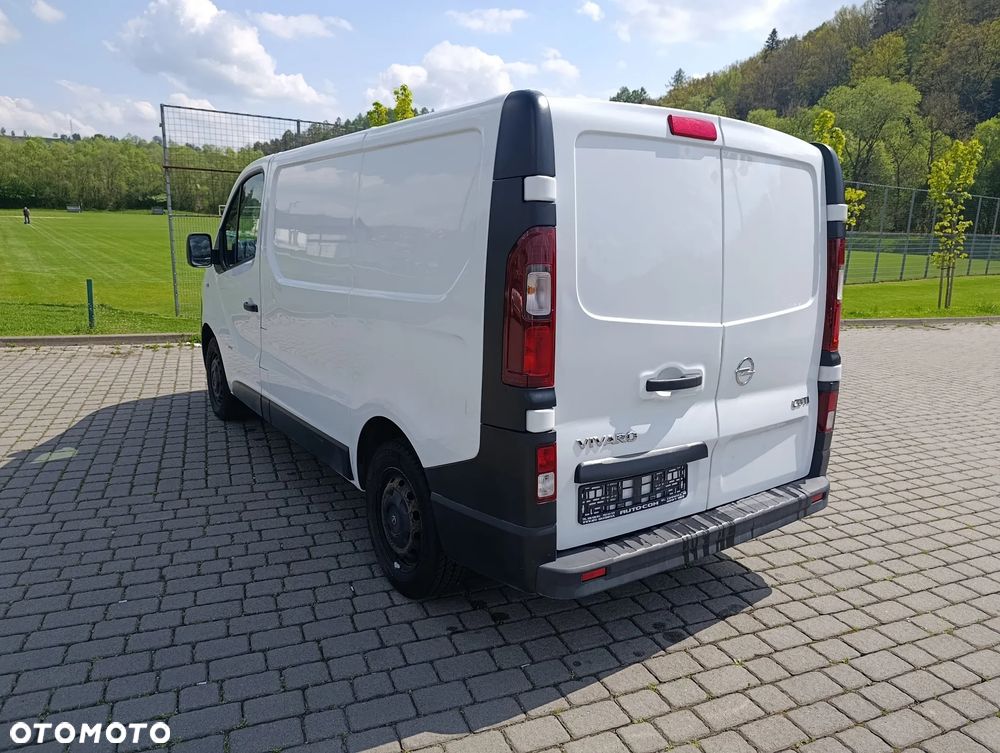 Opel VIVARO - 9