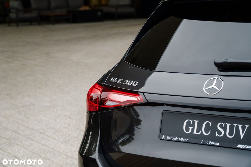 Mercedes-Benz GLC - 8