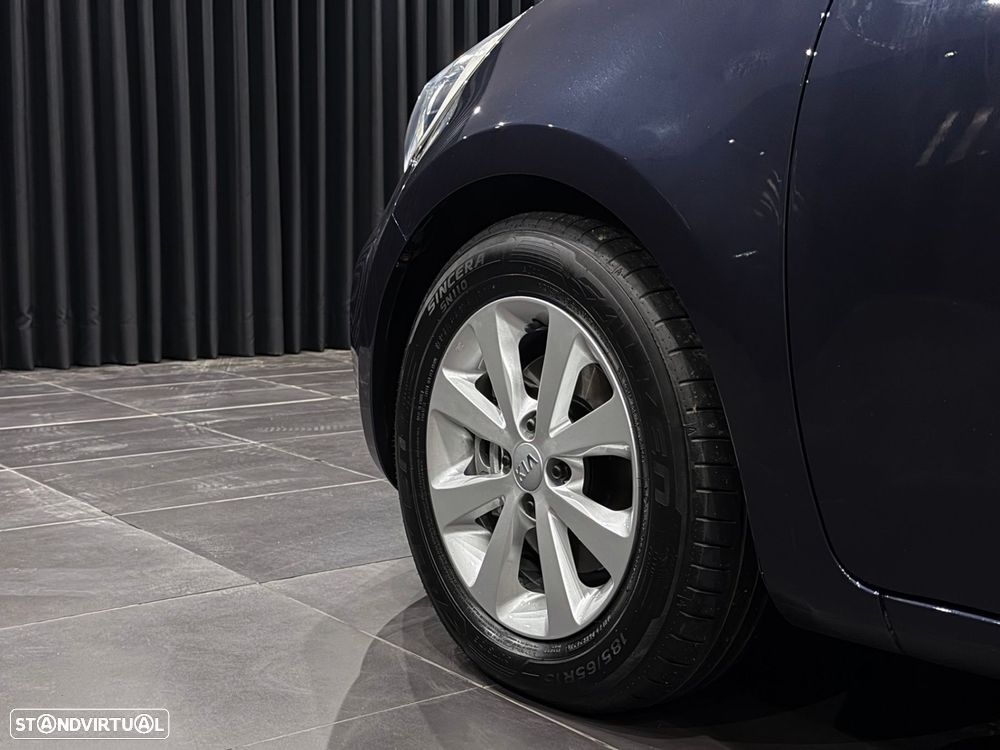 Kia Rio 1.4 CRDi EX - 12