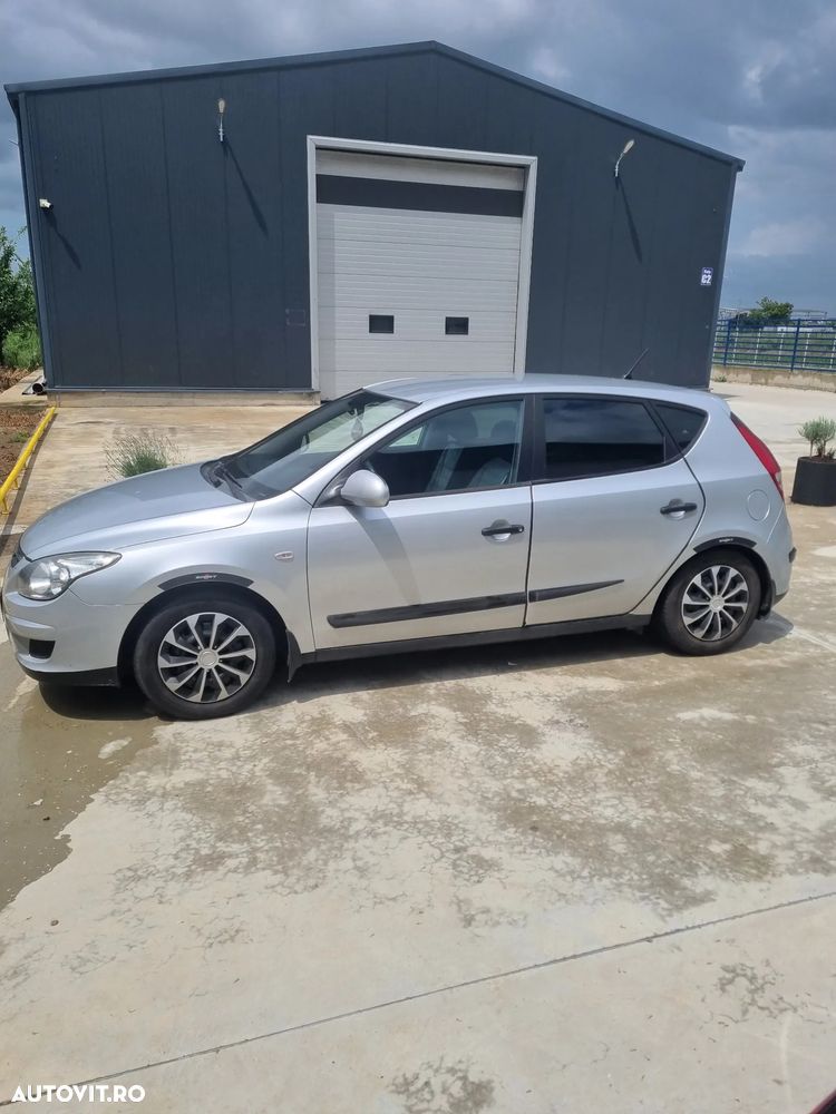 Hyundai i30 1.4 GL Classic - 10