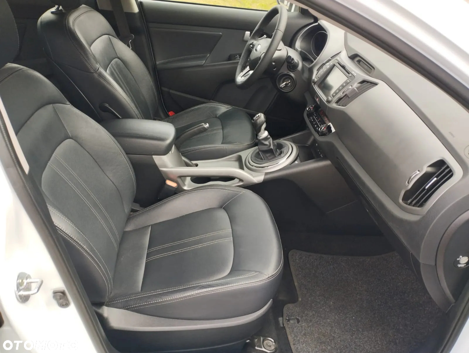Kia Sportage - 10