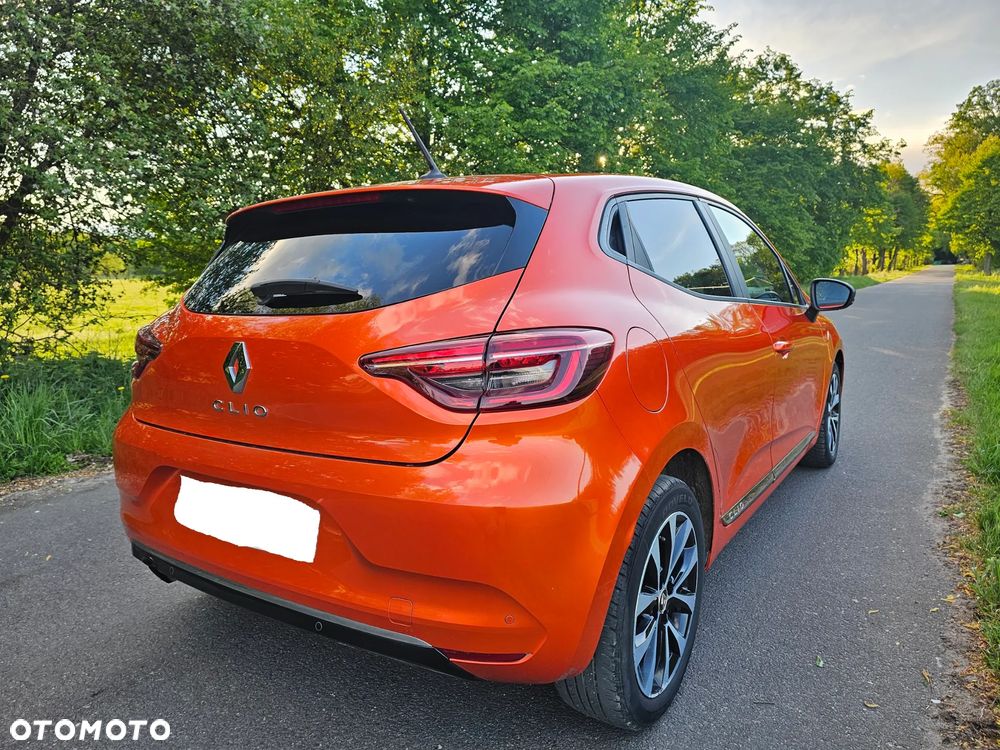 Renault Clio - 9