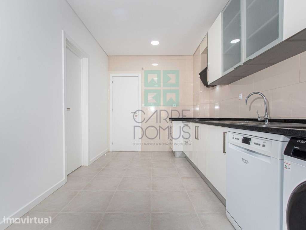 T3 Remodelado como Novo, 2 Varandas , Centro da Serra das Minas - Grande imagem: 3/22