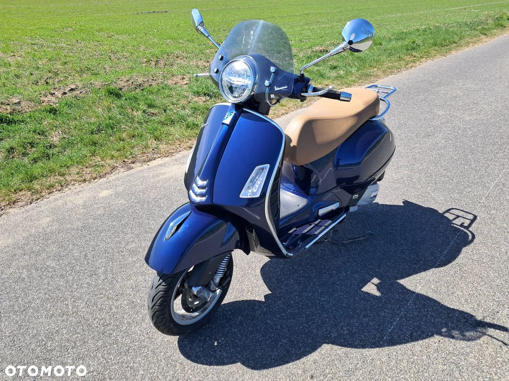 Piaggio Vespa - 1