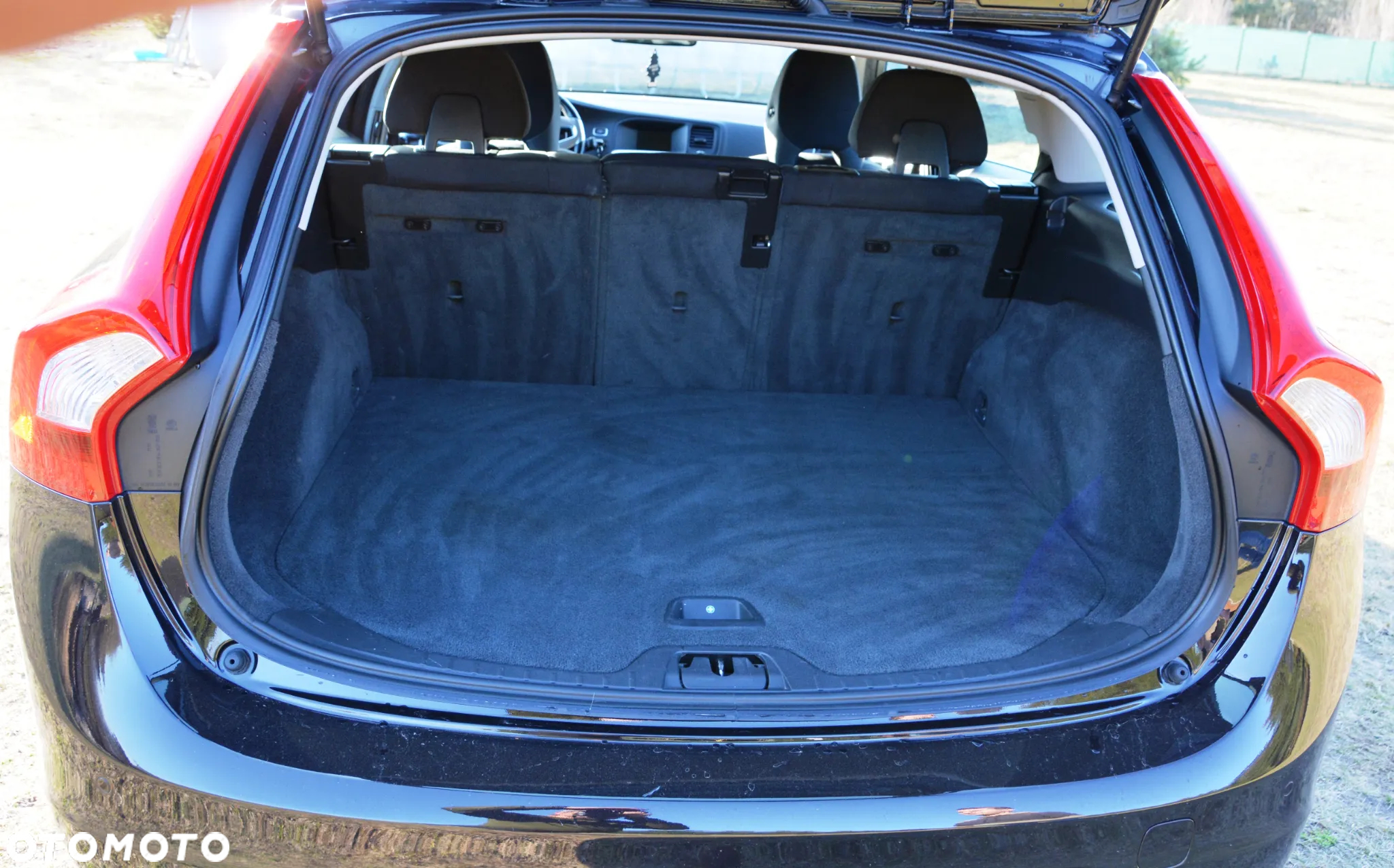 Volvo V60 2.0T Summum - 23