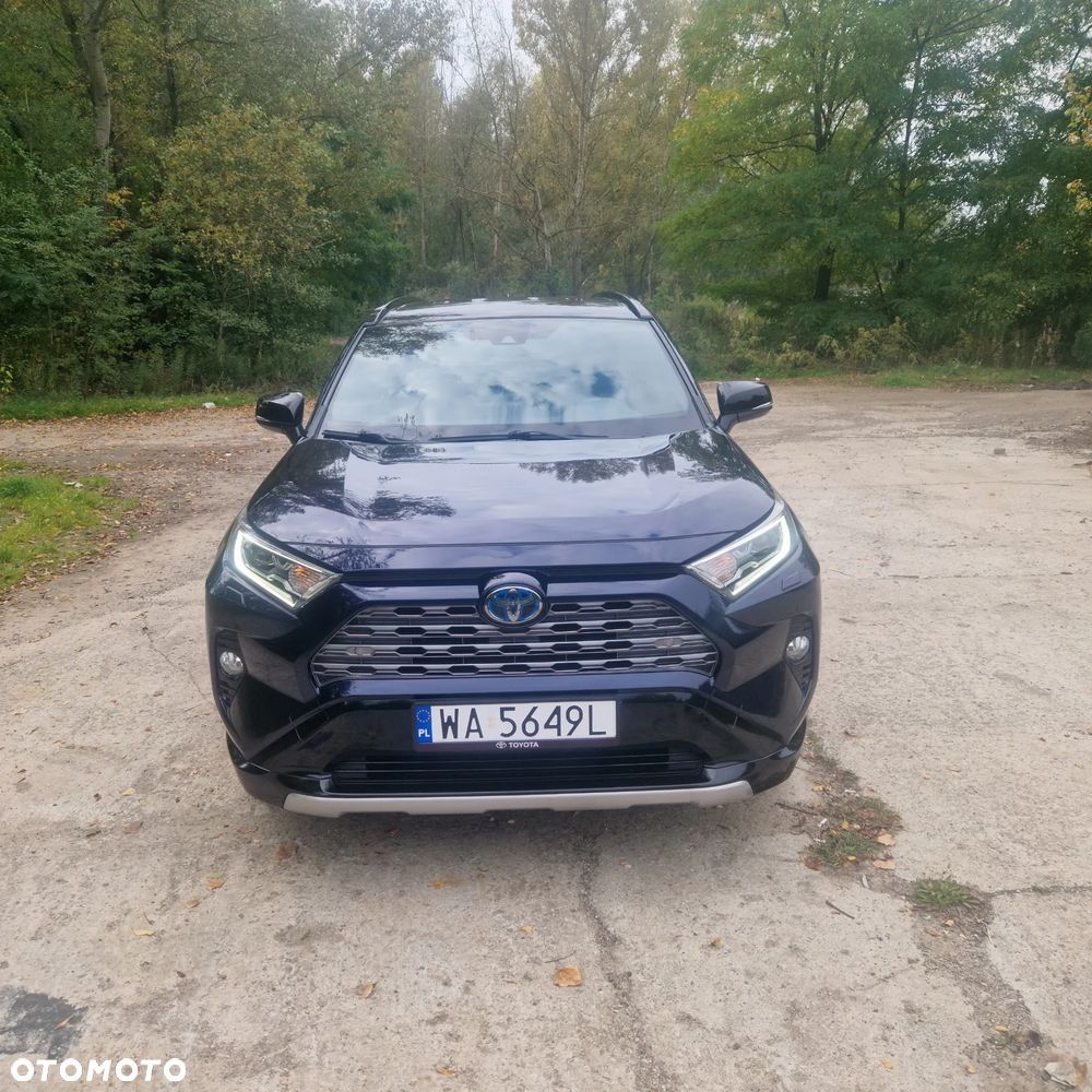Toyota RAV4 - 8