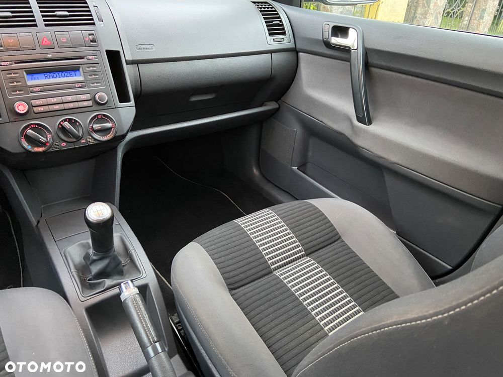 Volkswagen Polo - 23