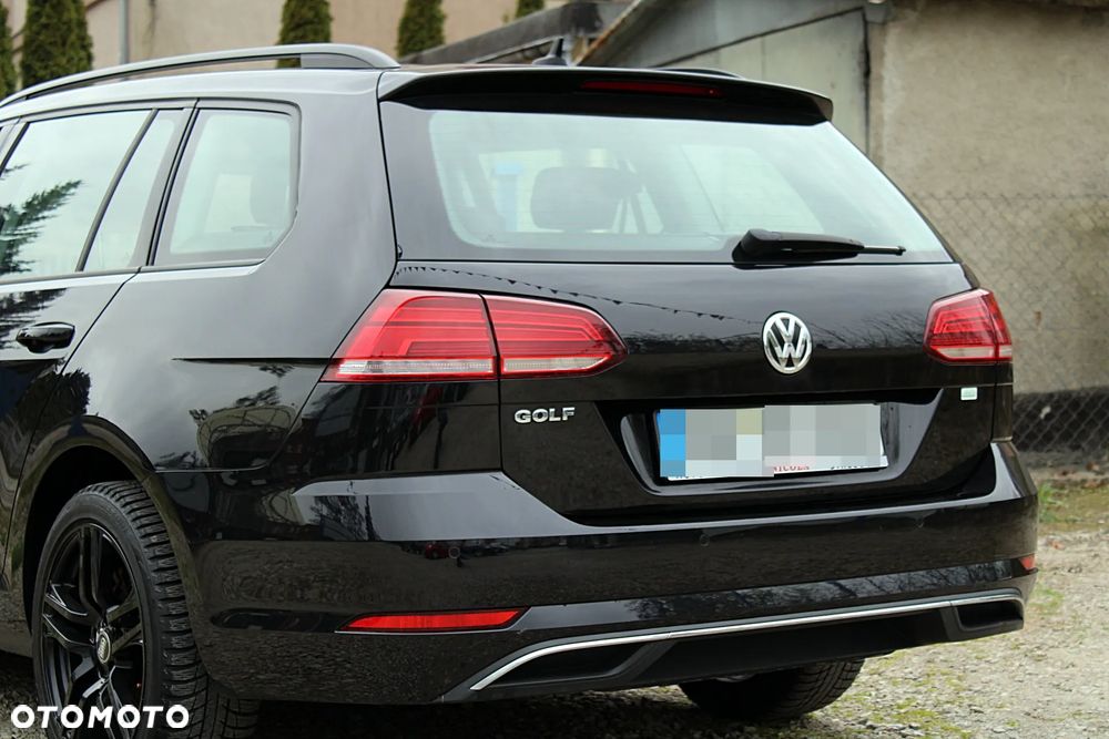Volkswagen Golf - 13