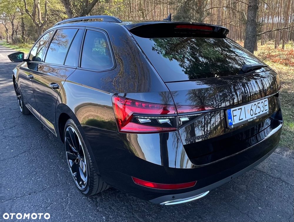 Skoda Superb 2.0 TDI SCR Sportline DSG - 25