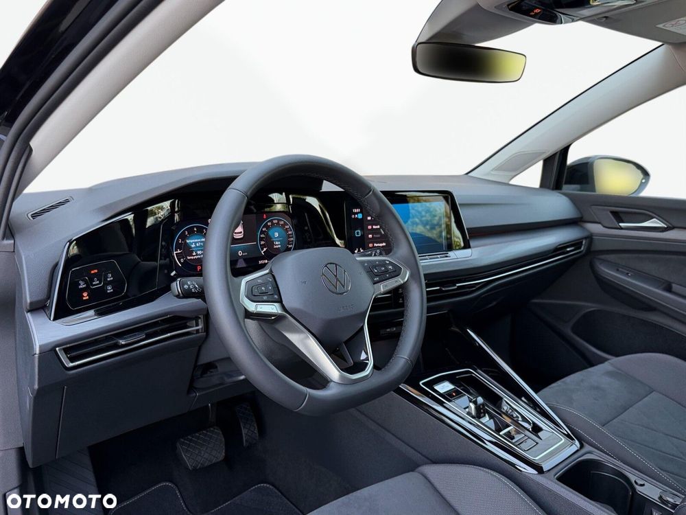 Volkswagen Golf - 10