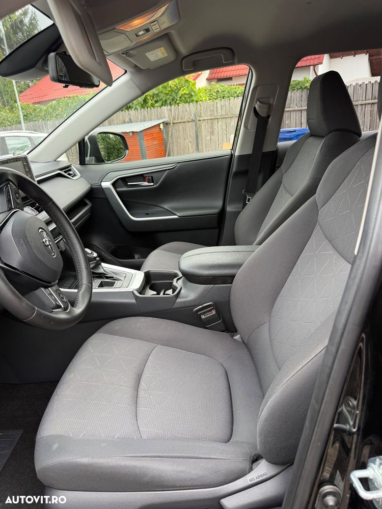 Toyota RAV4 - 12