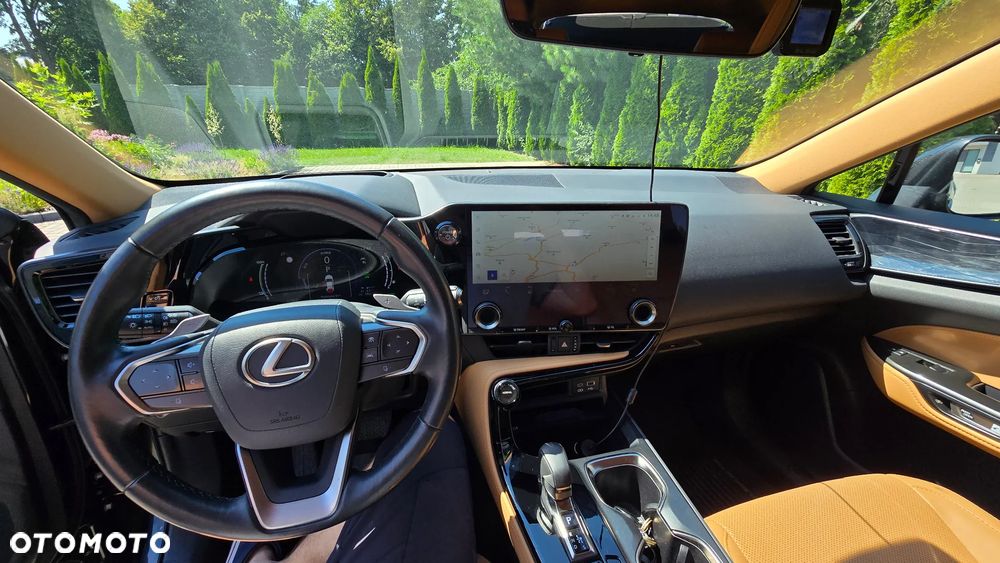 Lexus NX 450h+ Prestige AWD - 6