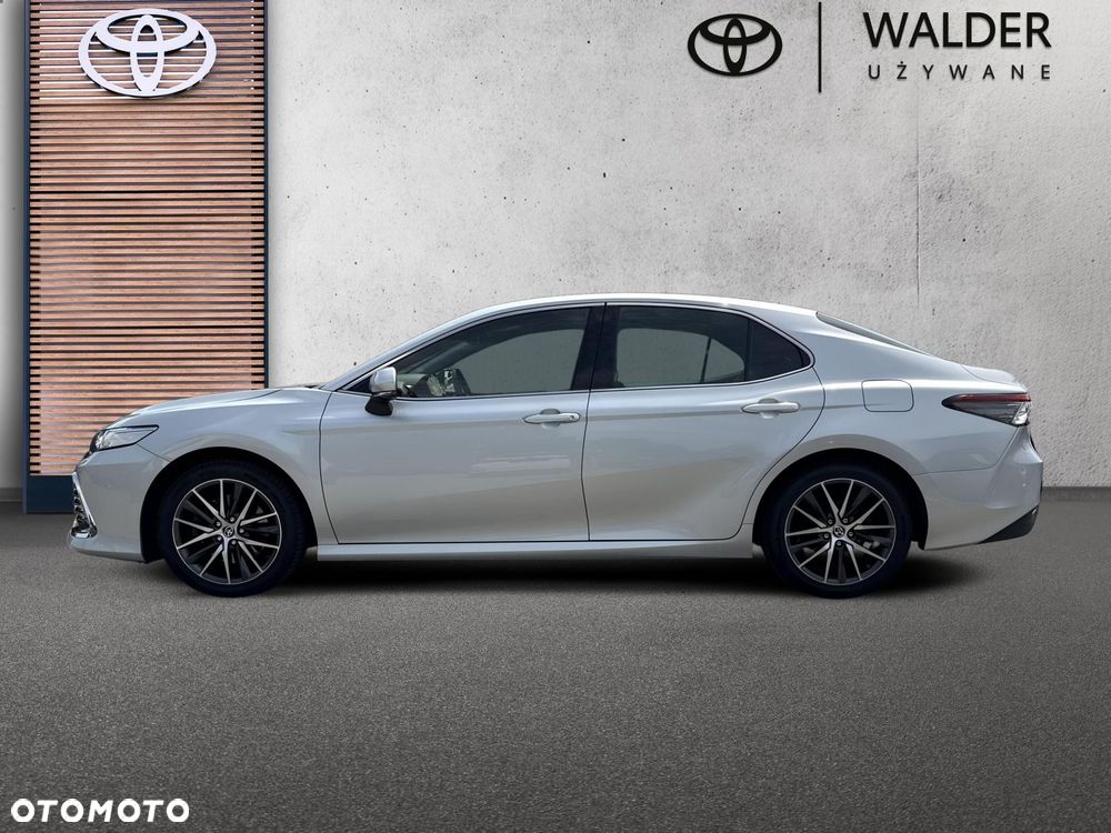 Toyota Camry 2.5 Hybrid Executive CVT - 3