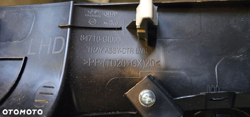 Osłona konsoli tył obudowa tunelu Hyundai Ioniq 5 847T0-GI000 - 3