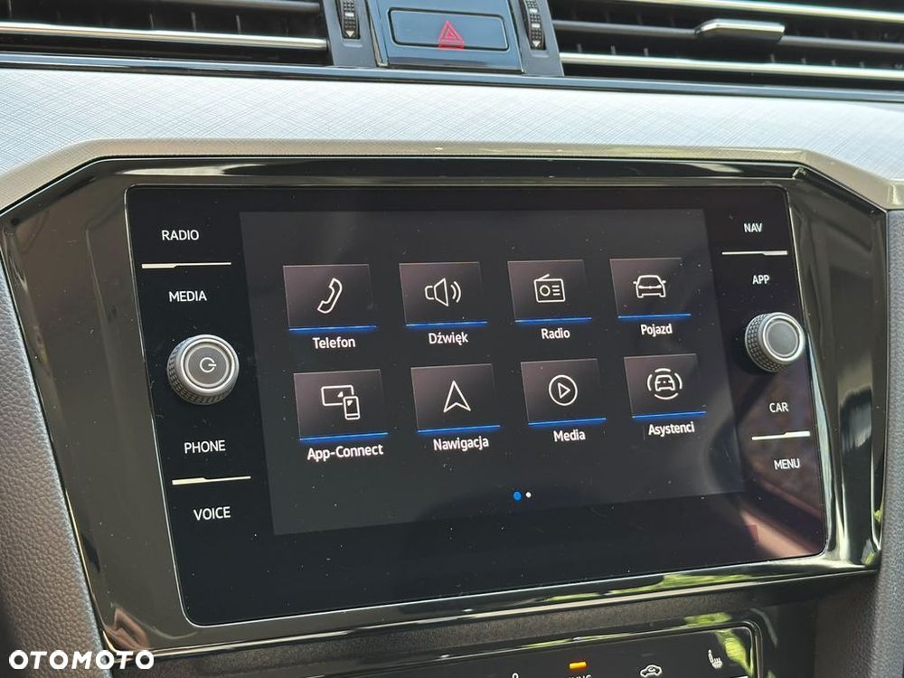 Volkswagen Passat 2.0 TSI Business DSG - 18