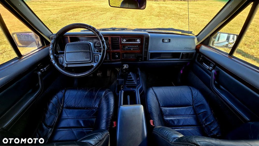 Jeep Cherokee 2.5 TD - 16